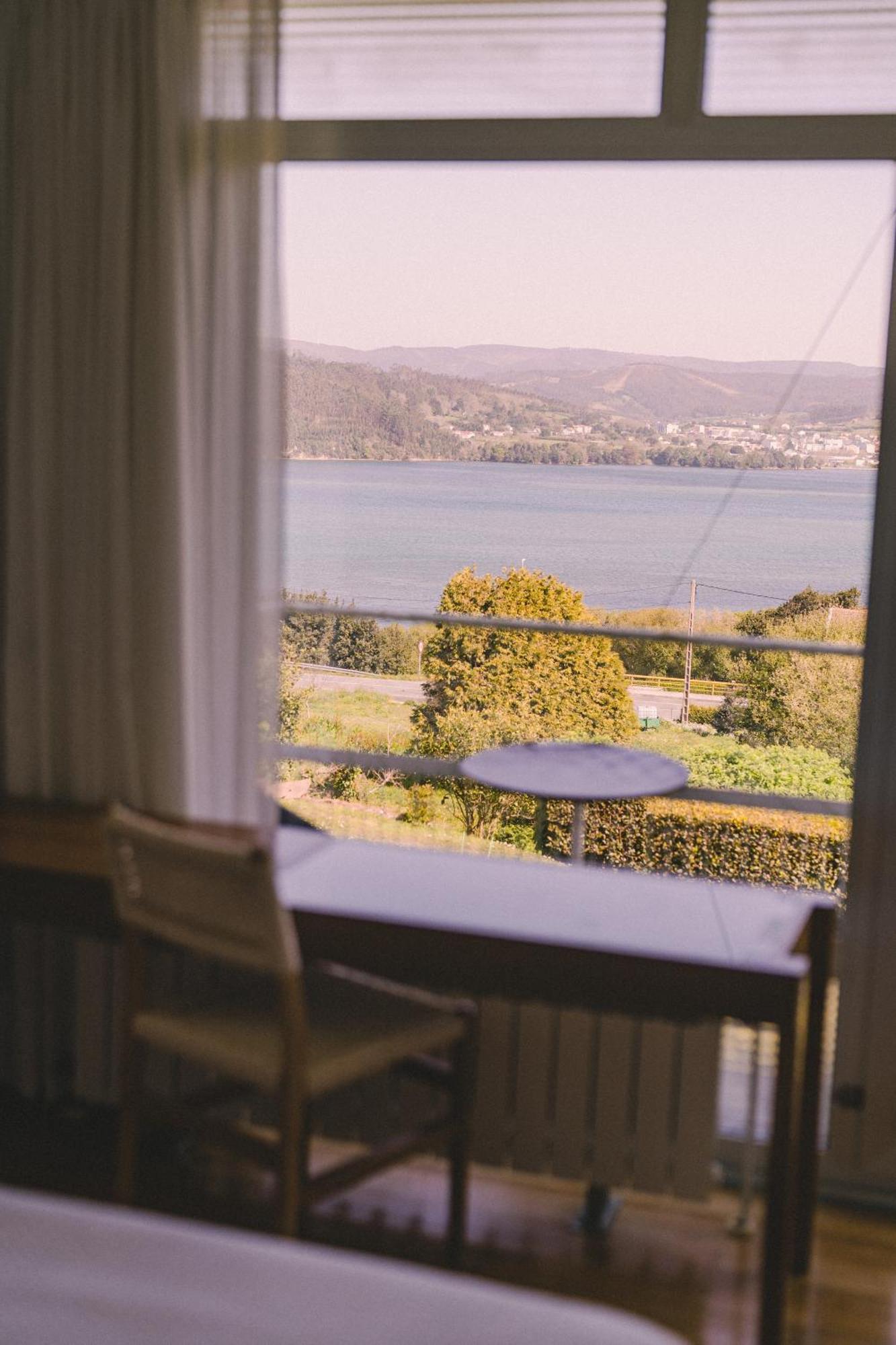 Hotel A Miranda Feás Екстериор снимка