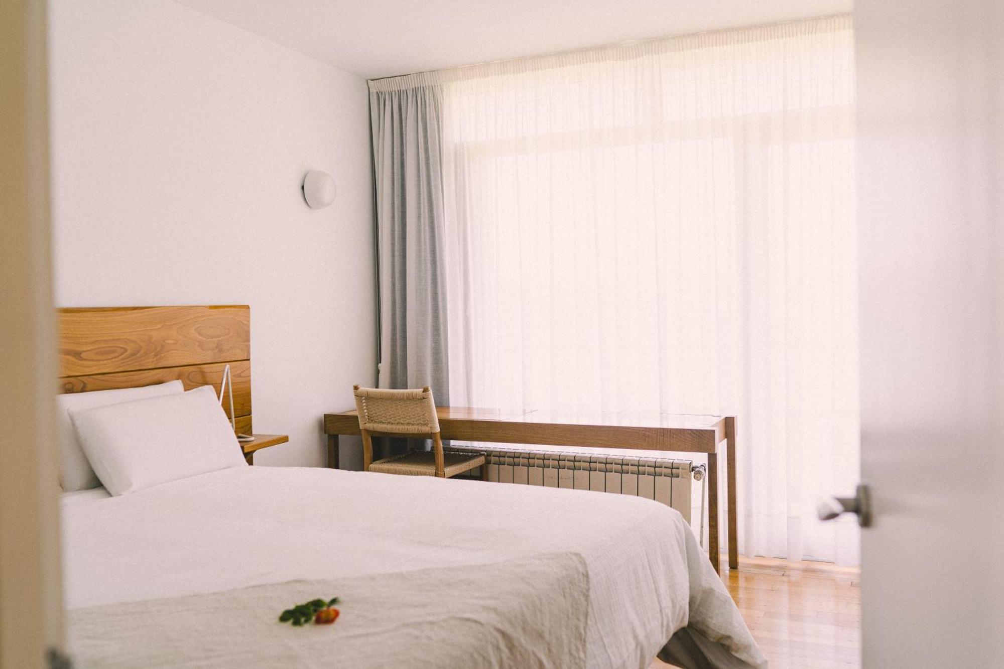 Hotel A Miranda Feás Екстериор снимка
