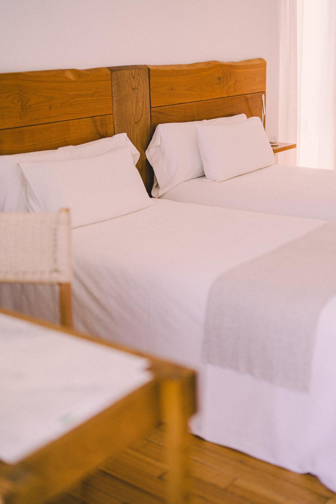 Hotel A Miranda Feás Екстериор снимка